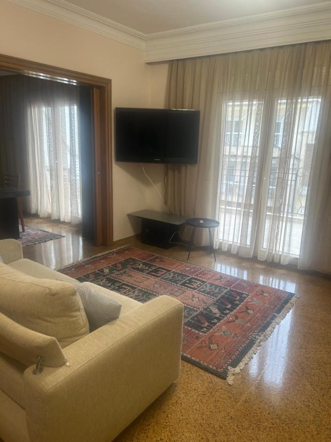 Central Family Apartment Thessalonique Extérieur photo